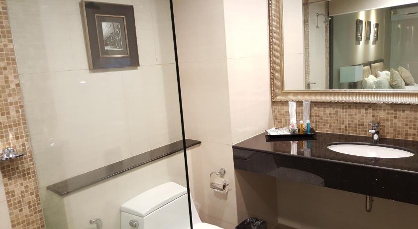 Image of Superior Double Bed 5