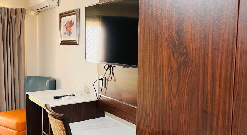 Image of Standard One-Bedroom Apartment 16