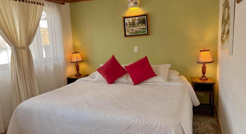 Image of Superior Triple Room 3