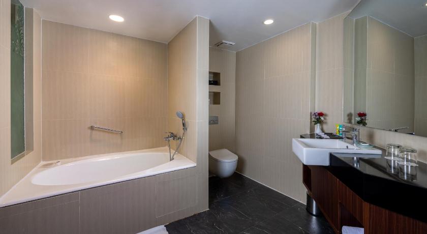 Image of Suite Club Room 7