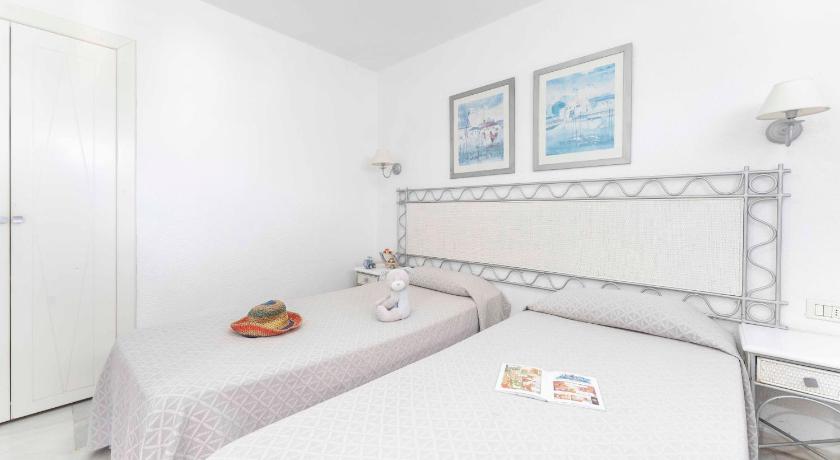 Image of 2 Bedroom Apartment 15