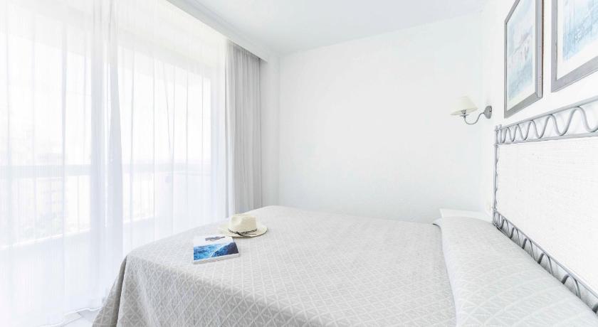 Image of 2 Bedroom Apartment 8