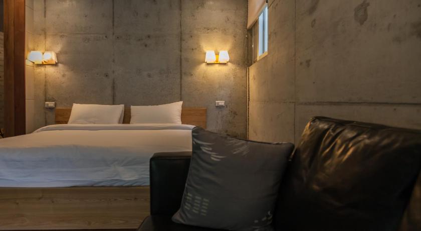 Image of VIP Double Room with Garden View 4