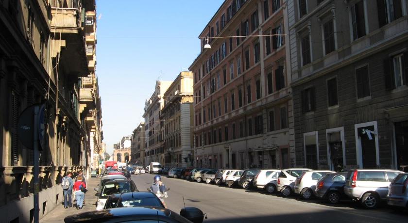 Via Umberto photo