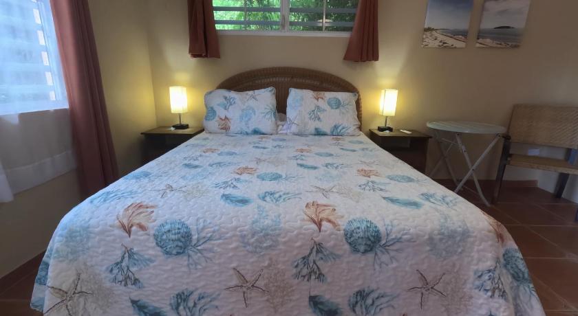 Vieques Isla Hermosa Guesthouse 3-Star Hotel lobby