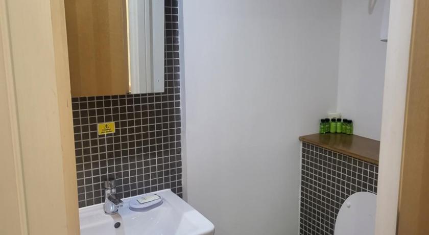 Image of Single Studio 10