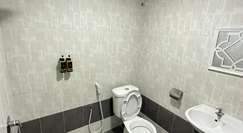 Image of Family Room 12