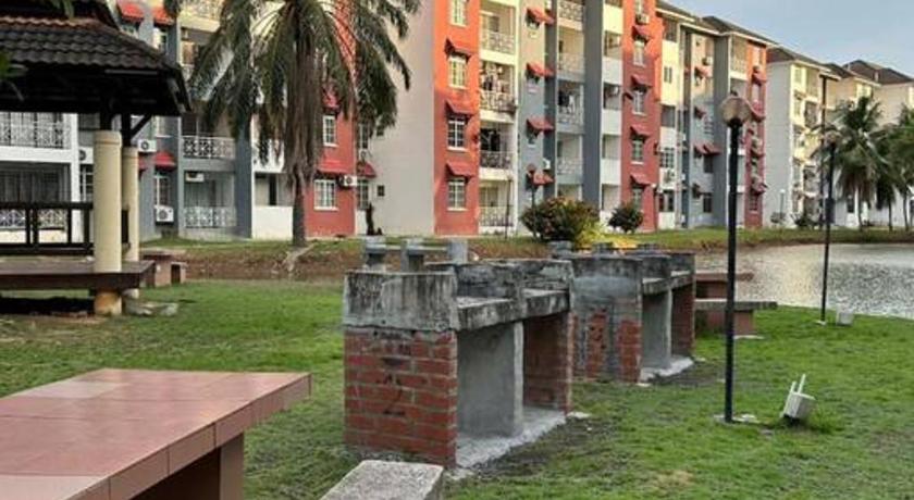 Holiday Home@PD Perdana Condo Resort - image 11