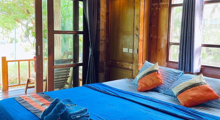 Image of Deluxe Room 2