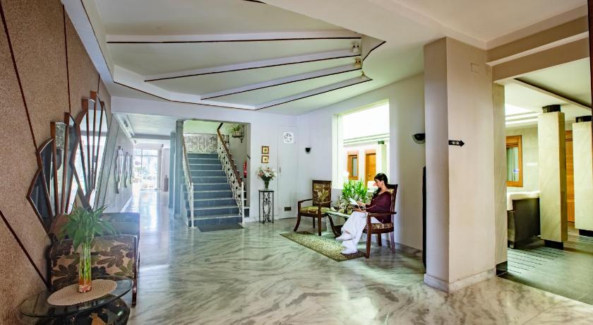 Hotel Yatrik Since 1970 - image 10
