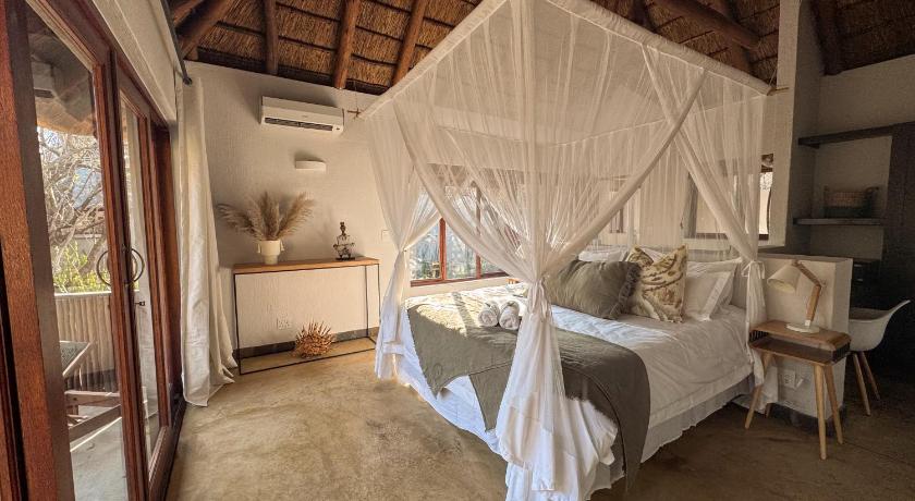 Raptors Lodge - NXALATI