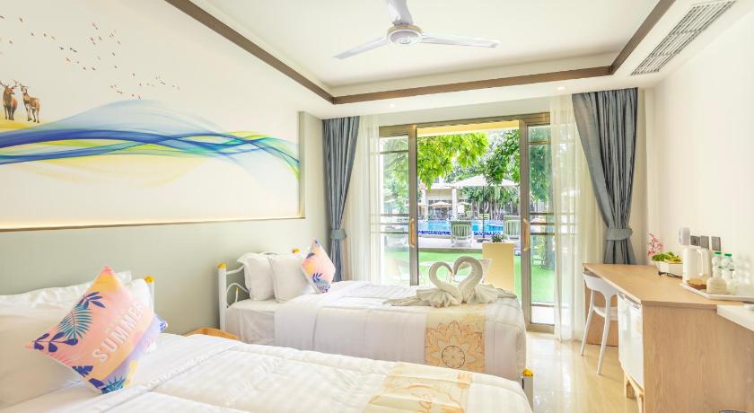 Image of Deluxe Double or Twin Pool Access 0