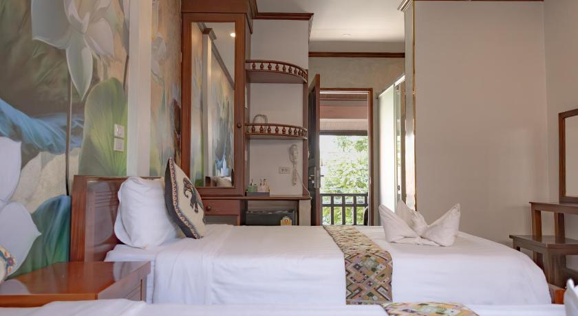 Image of Superior Twin Room 0