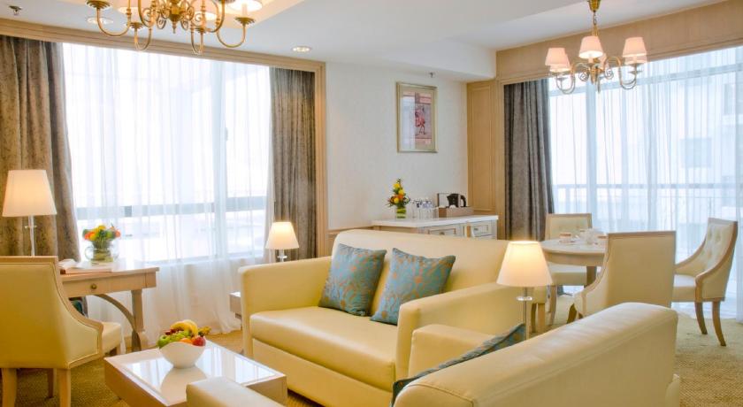 Image of Deluxe Suite 4