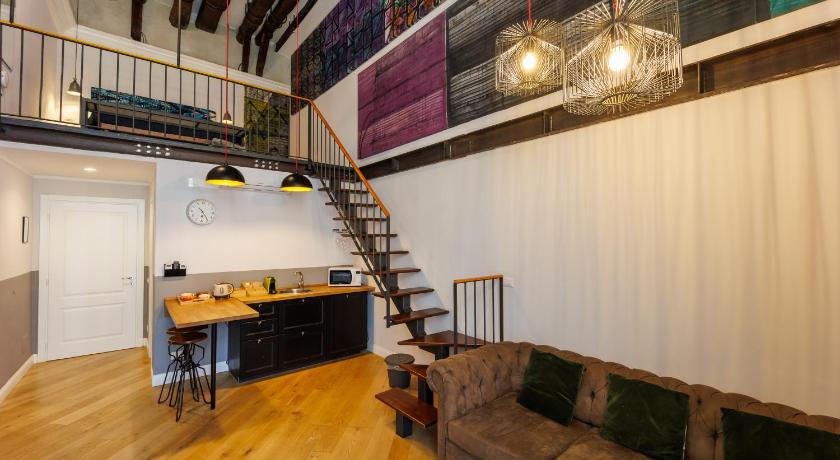 Image of Family Suite with Balcony 9