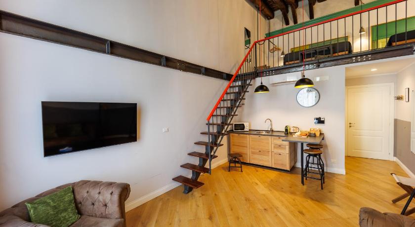 Image of Deluxe Family Suite 1