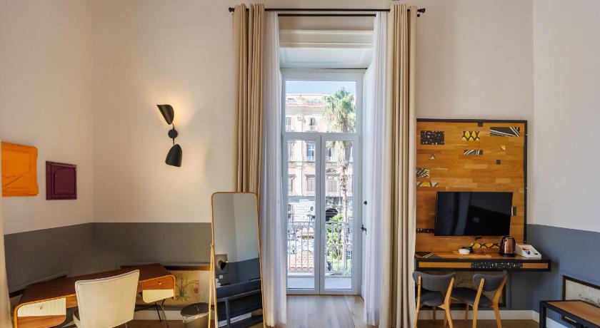 Image of Luxury Triple Room 10