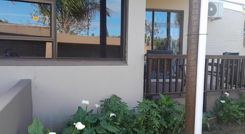 Image of Family Room 16