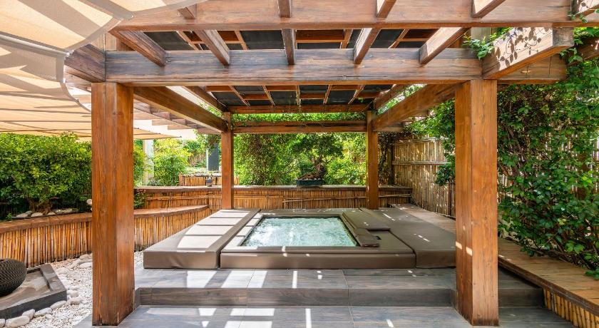 Image of Suite with Zen Garden 5