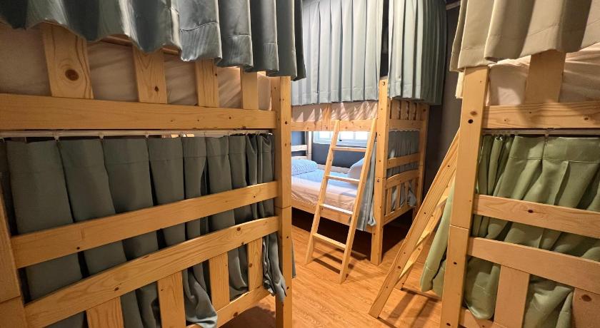 Image of Dormitory- Men Only 3