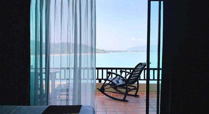 Imagen de Suite Superior con balcón y vistas al mar (Superior Sea View Suite with Balcony) 10