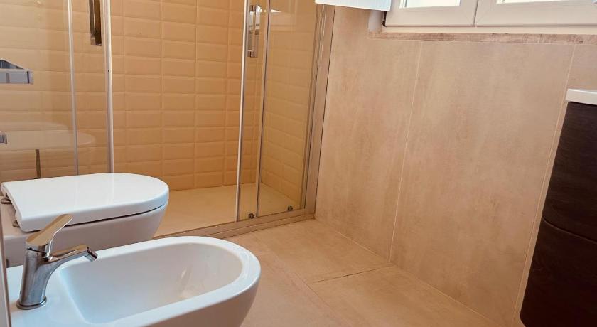 Image of One-Bedroom Deluxe Apartment 2