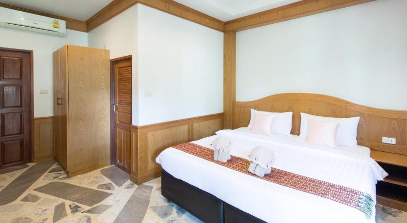 Image of Standard Beach 4