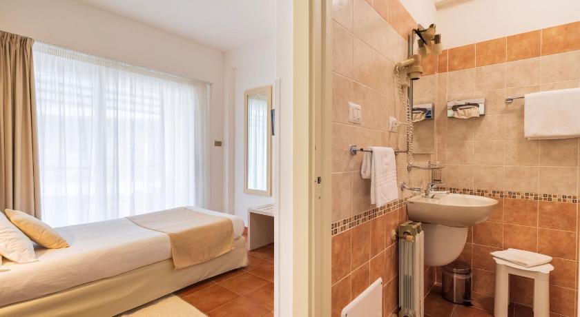 Image of Standard Single Room 1