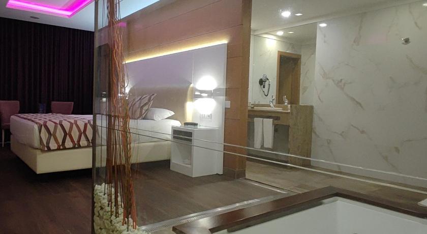 Image of Suite 1