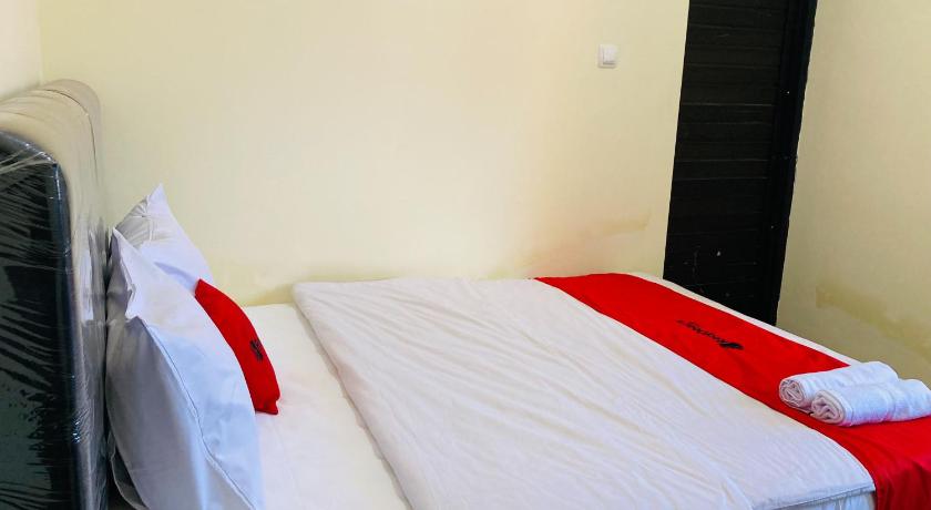 RedDoorz near Paragon Mall Semarang 2 - image 42