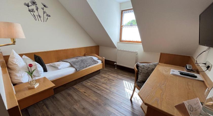 Pilsach Hotel Gasthof am Schloß 3-Star Hotel restaurant