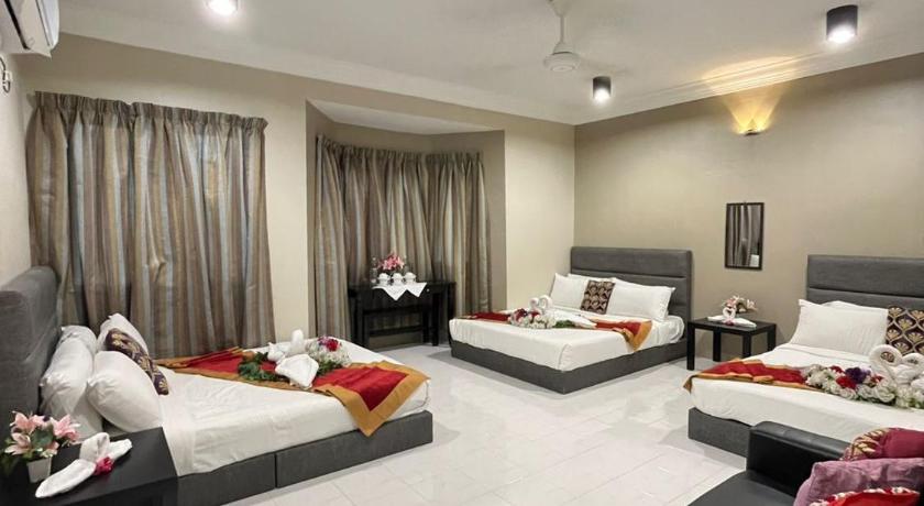 Image of Family Room with Bathroom 0