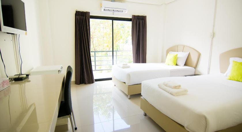 Image of Two Single Beds 1