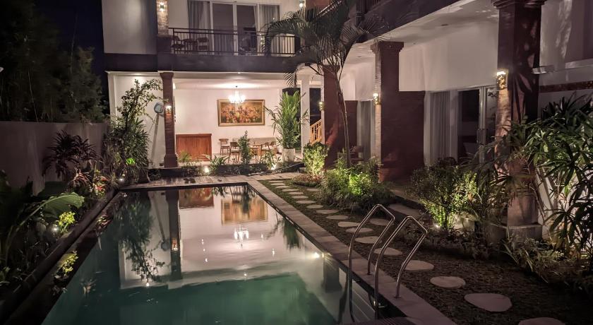 バリ Sujiwa Ubud Hotel & Villa 4つ星 ホテル プール