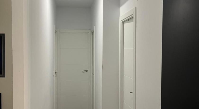 塞维利亚 Luis Montoto 4星级 单人房 大堂