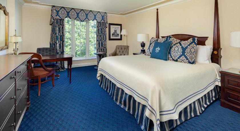 Image of King Room with Golf View 1