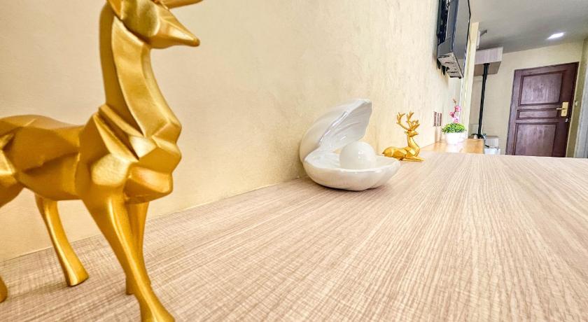 Image of Superior Twin 15