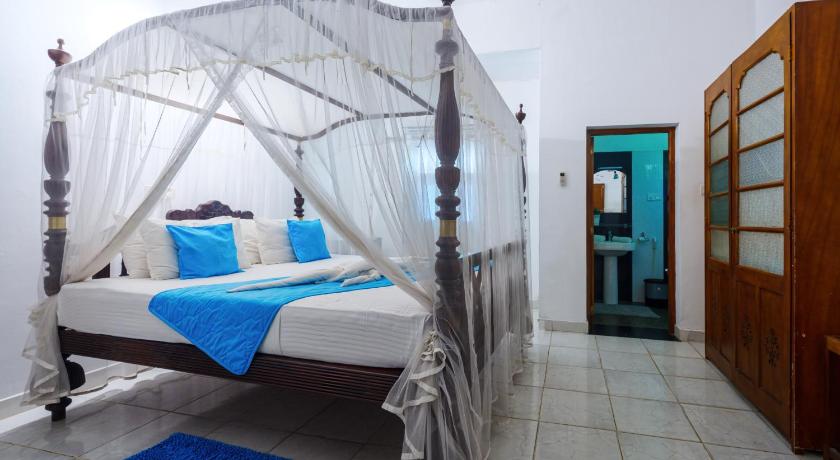 Villa 80 - image 28