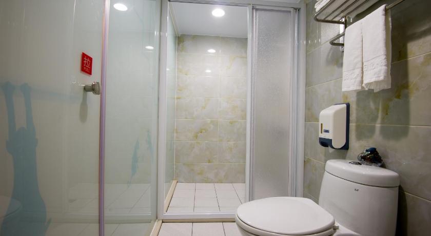 タイペイ Hotel 6 - ZhongHua 3つ星 ホテル 外観