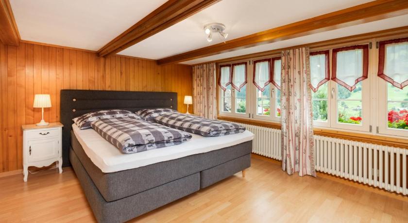 Cosy Swiss Apartment