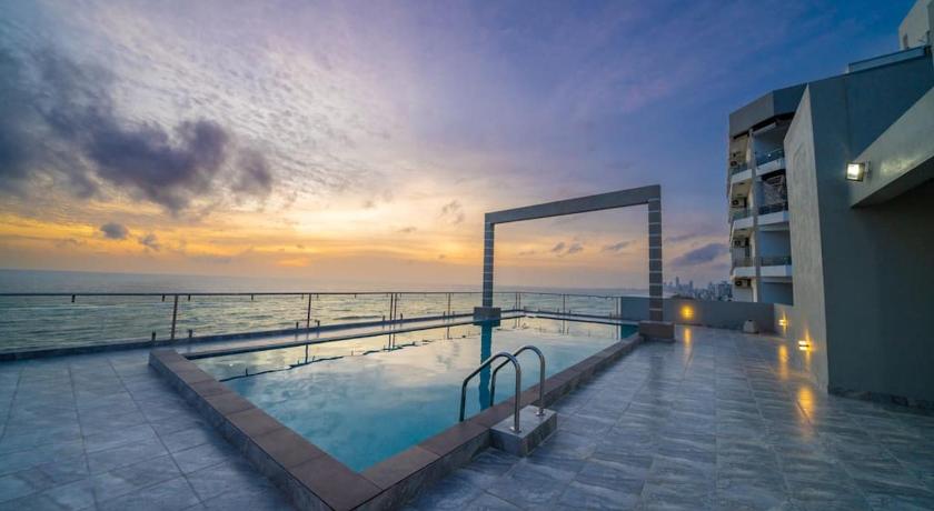 Gold Lavina A Luxury Sea View Apartment - image 5