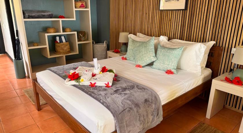 Image of Double Room - Oceanfront 4