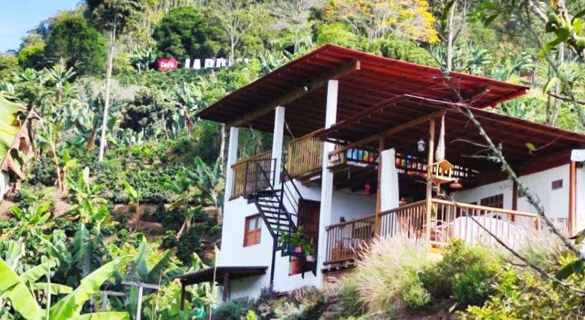 Casa La Martina disponible en Jardin Antioquia