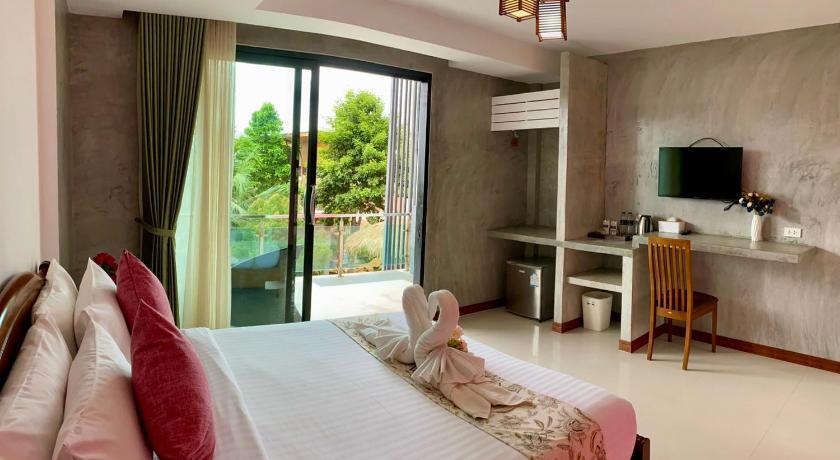 Lanta Just Come Bungalow - image 25