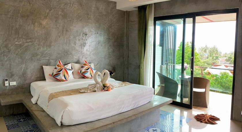 Lanta Just Come Bungalow - image 11