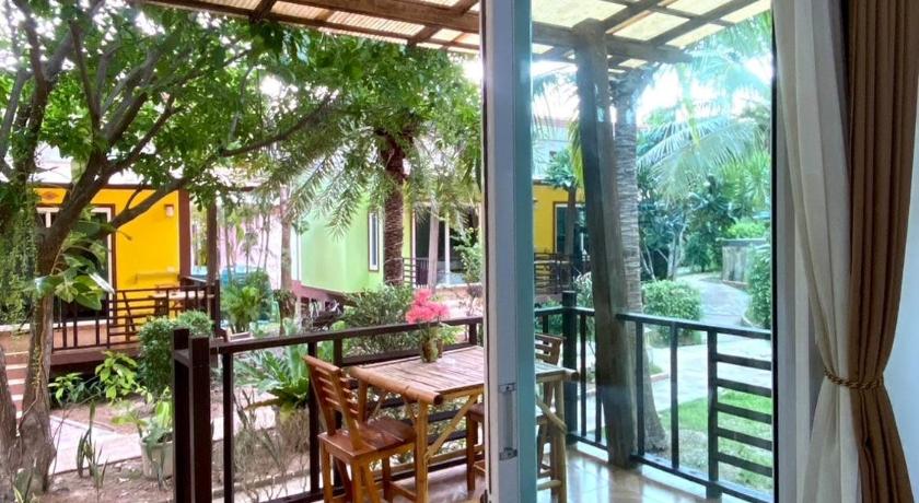 Lanta Just Come Bungalow - image 5