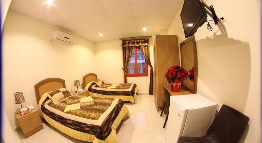 Image of Twin Room 1