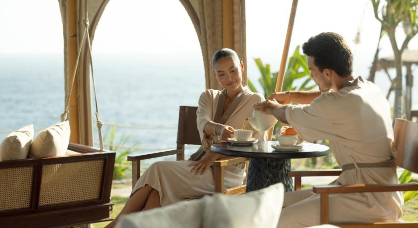 Bali ARNA Suites and Ocean Lounge 4-Star Guesthouse amenity