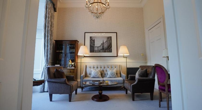 Image of Signature Suite 6
