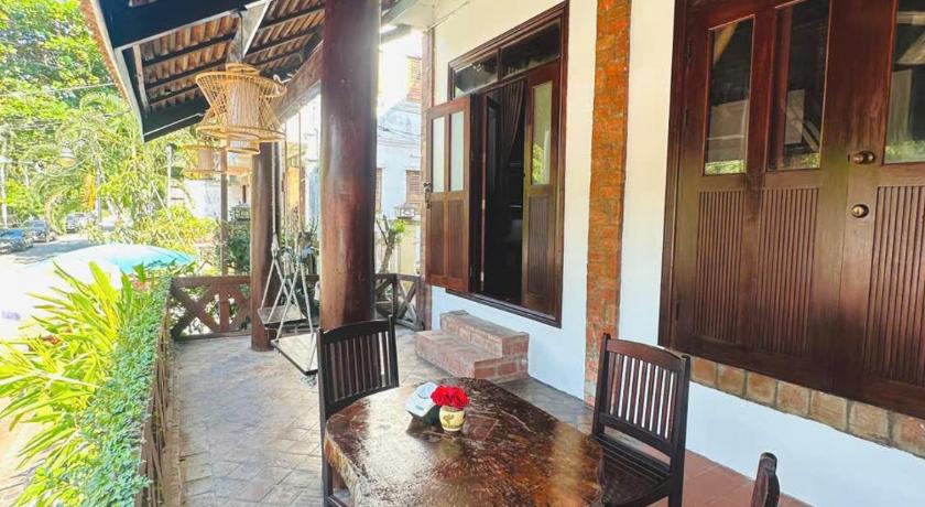Luang Prabang Mekong Charm River View – Luang Prabang, LA